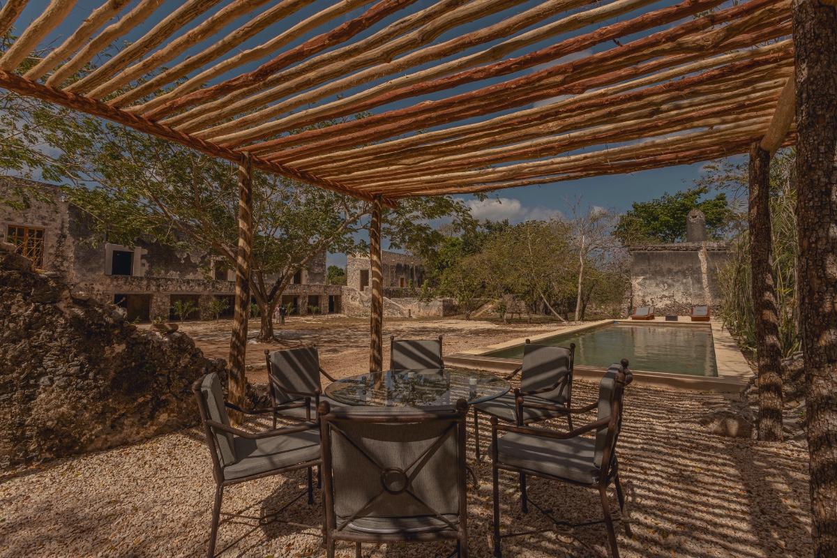 Chichén Itzá by Night, Cenote & Hacienda for 2